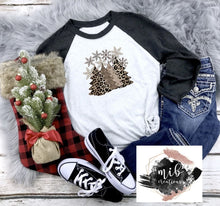 Load image into Gallery viewer, Leopard Christmas Tree Shirt